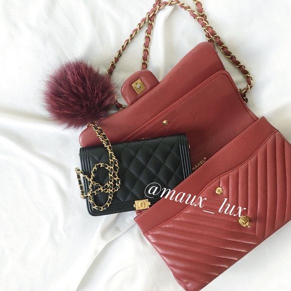 🌸SOLD🌸 Lambskin Chevron Jumbo Double Flap - Picture 3 of 8